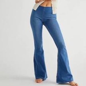 Free People Penny Pull-on flare jeans echo 31R